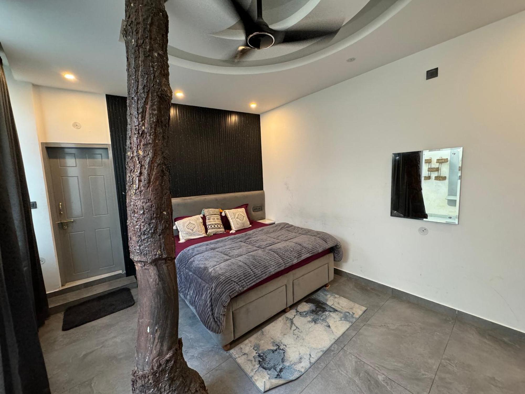 Saraiville- Luxury Riverside Cottages Дехрадун Екстериор снимка