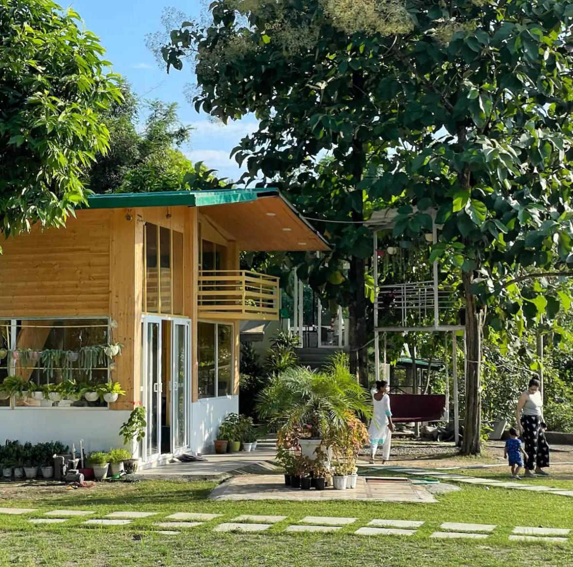 Saraiville- Luxury Riverside Cottages Дехрадун Екстериор снимка