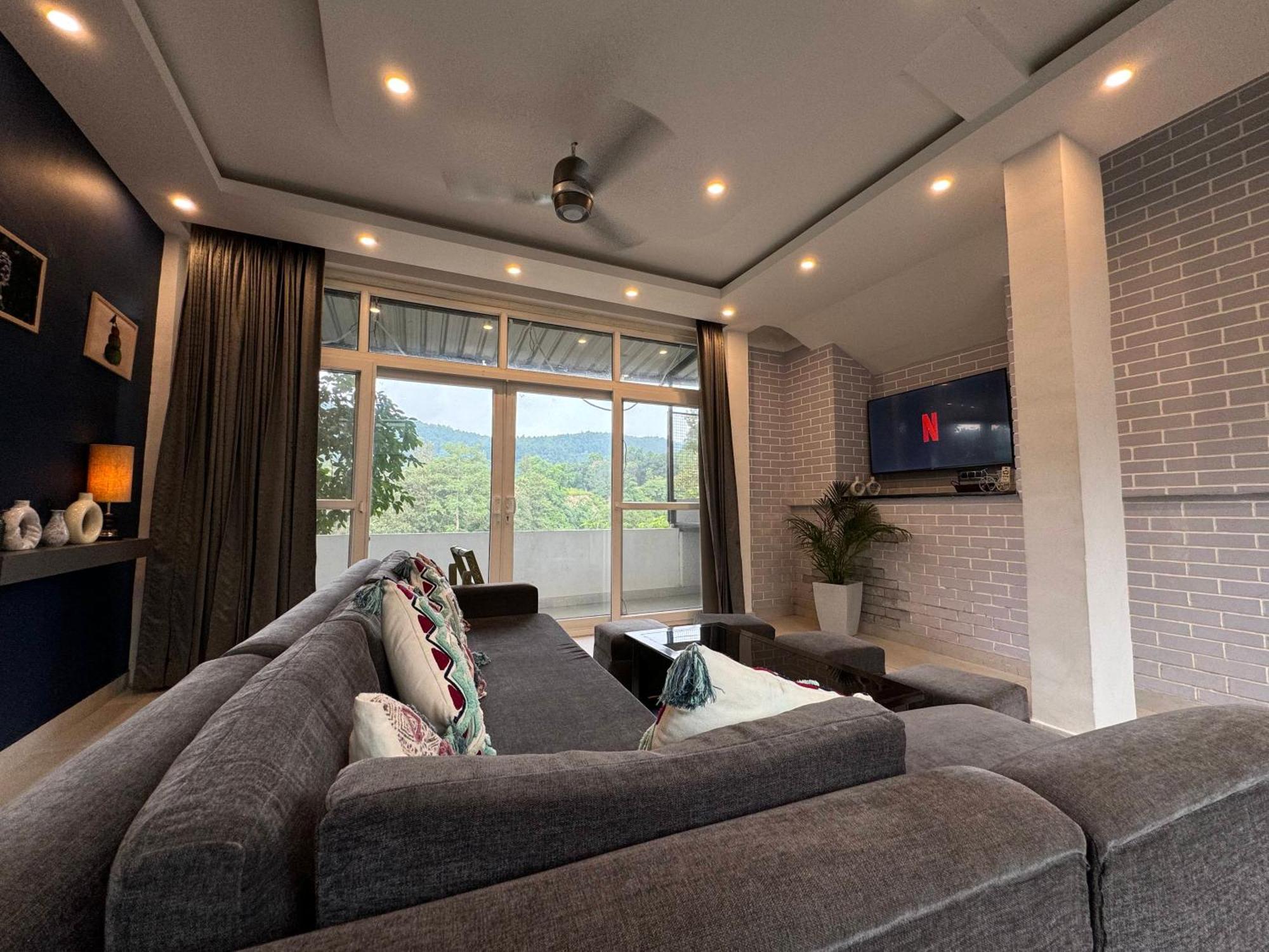Saraiville- Luxury Riverside Cottages Дехрадун Екстериор снимка